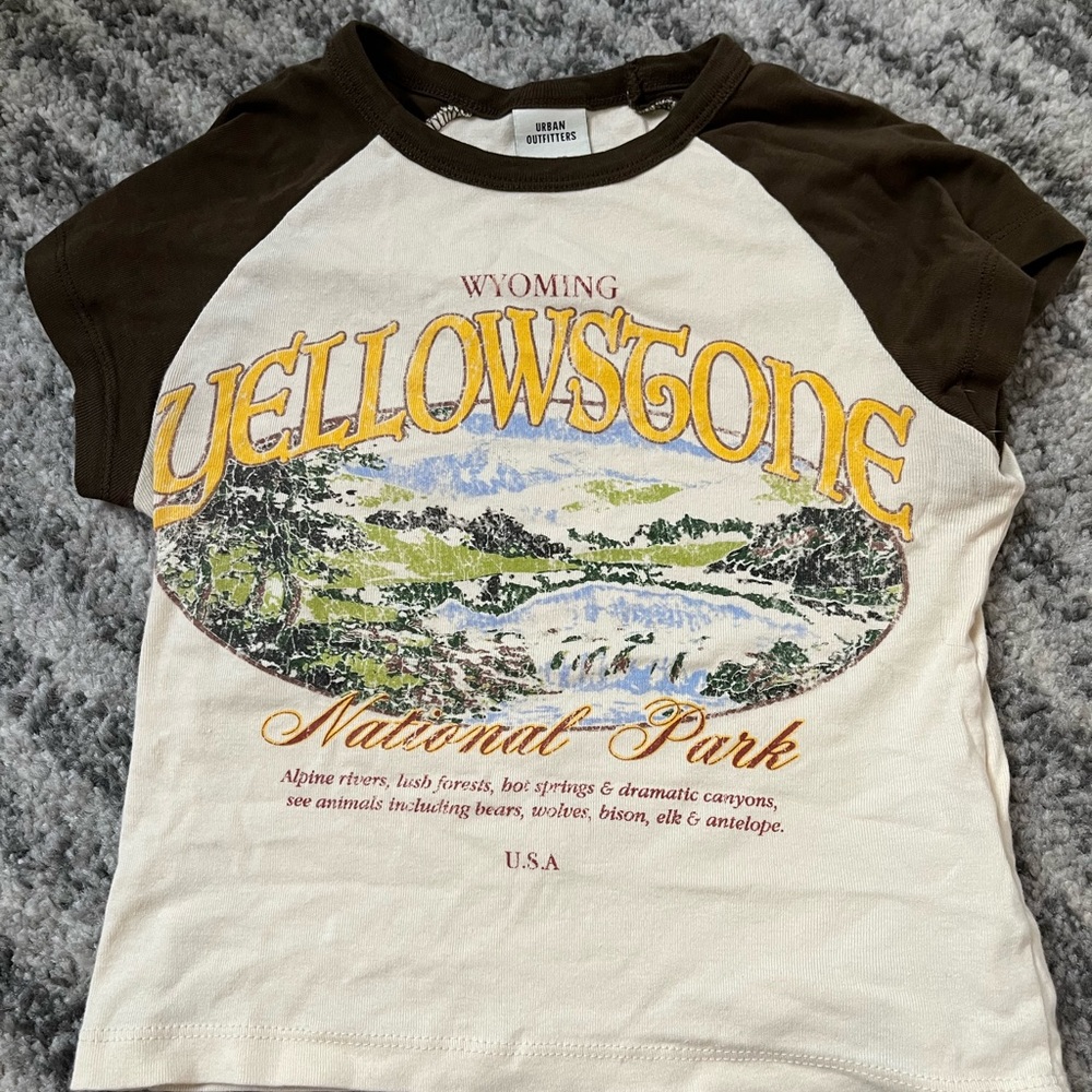 Urban Outfitters Baby tee